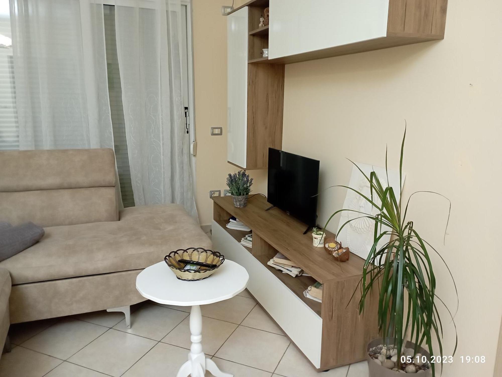 Sarah Appartamento Vlore Bagian luar foto
